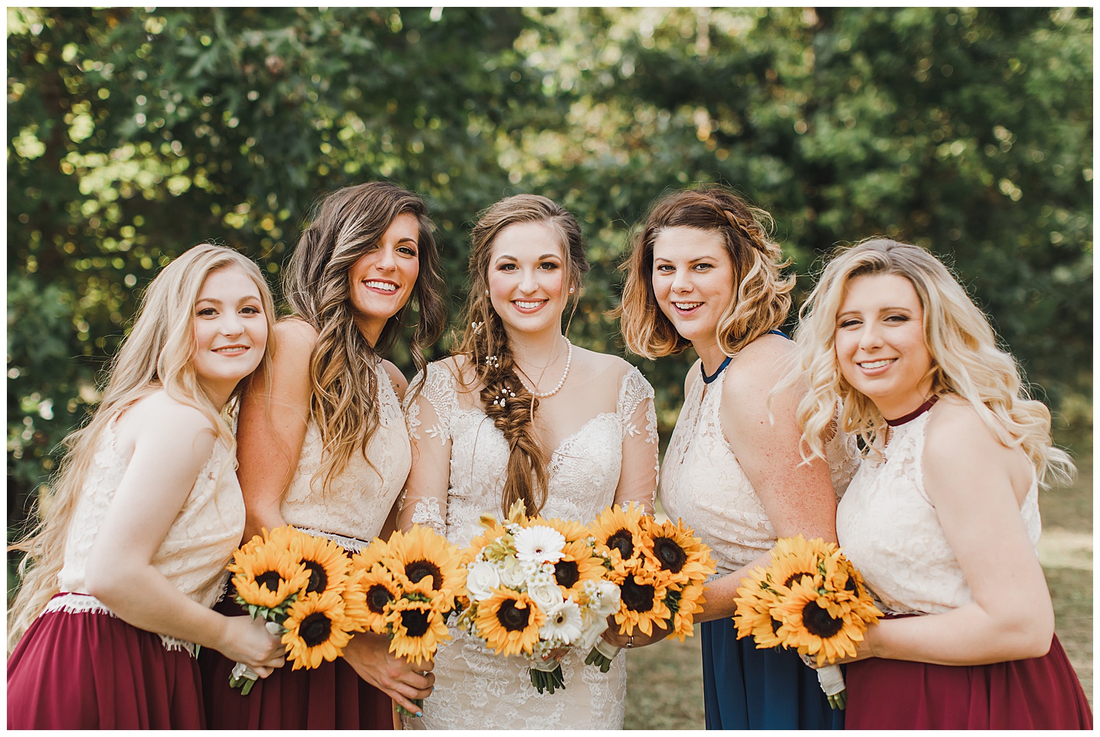 fall-wedding-harleys-haven-windsor-virginia-sunflowers_0004.jpg