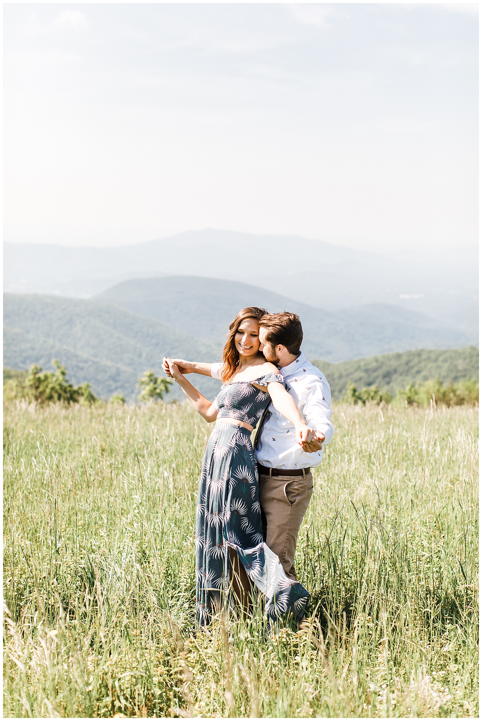 cole-mountain-fields-virginia-engagement-session_0045.jpg