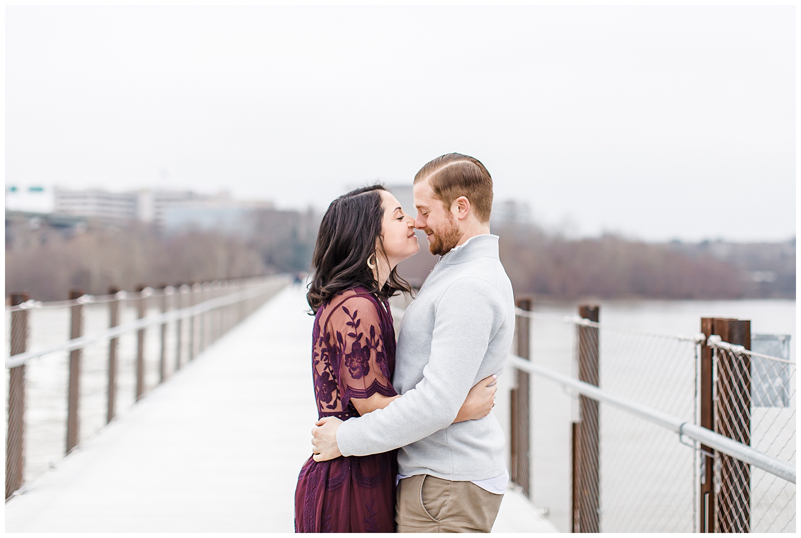 richmond-pipeline-and-canal-engagement-session-virginia-wedding-photographer_0001.jpg