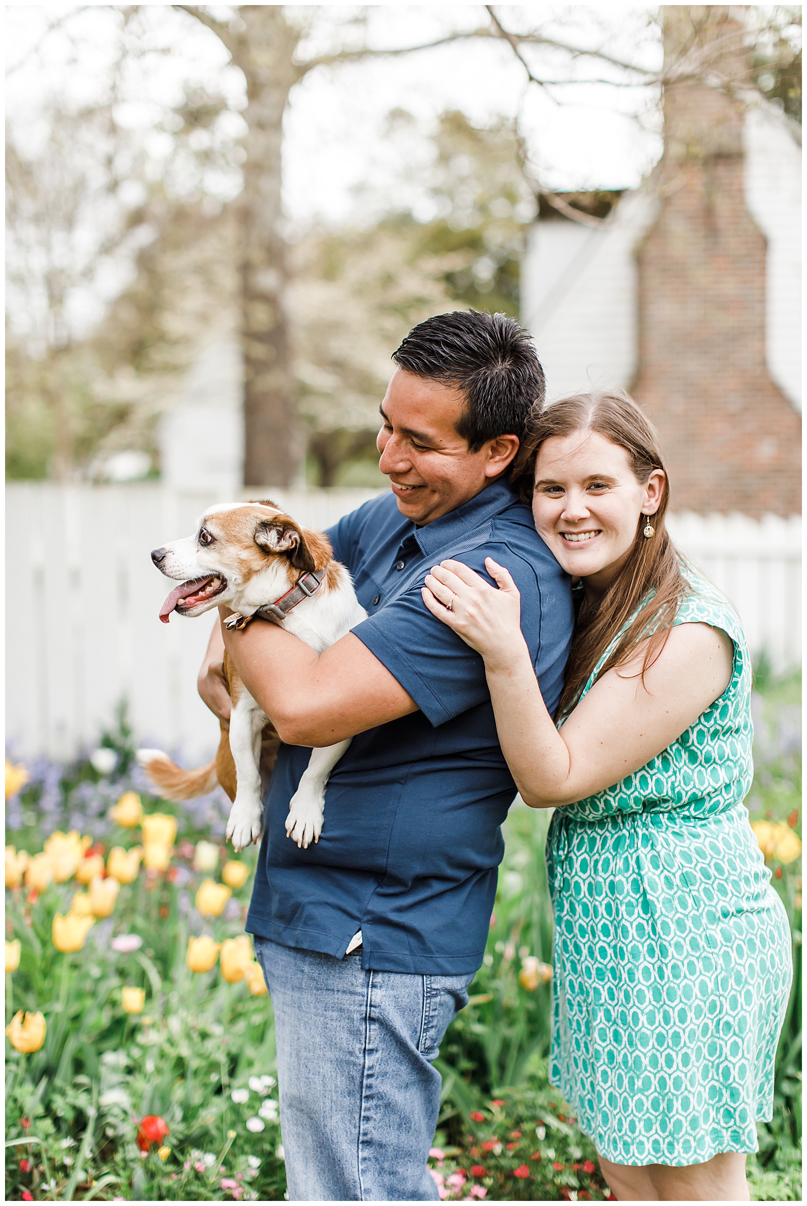 spring-colonial-williamsburg-engagement-session_0030.jpg