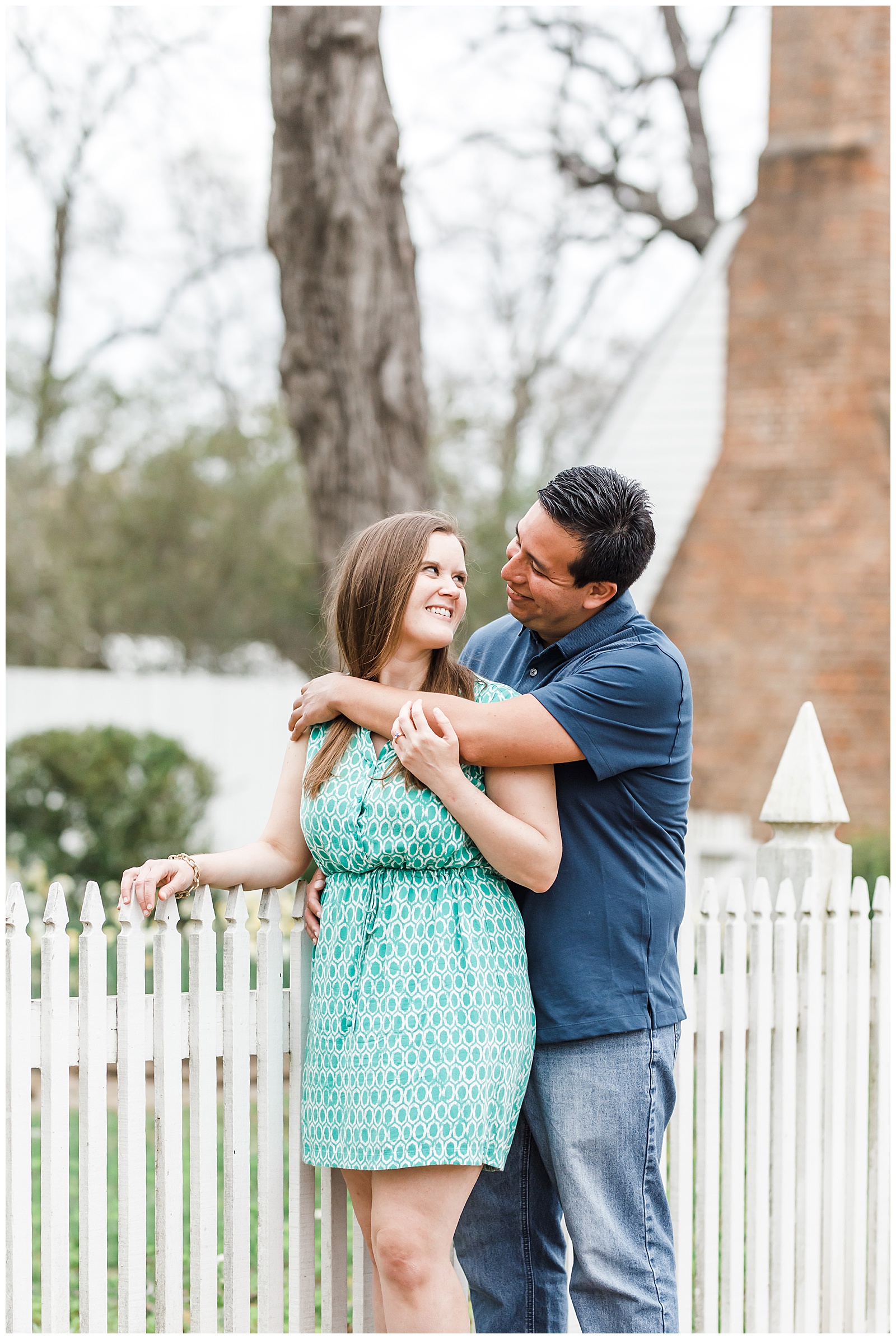 spring-colonial-williamsburg-engagement-session_0041.jpg