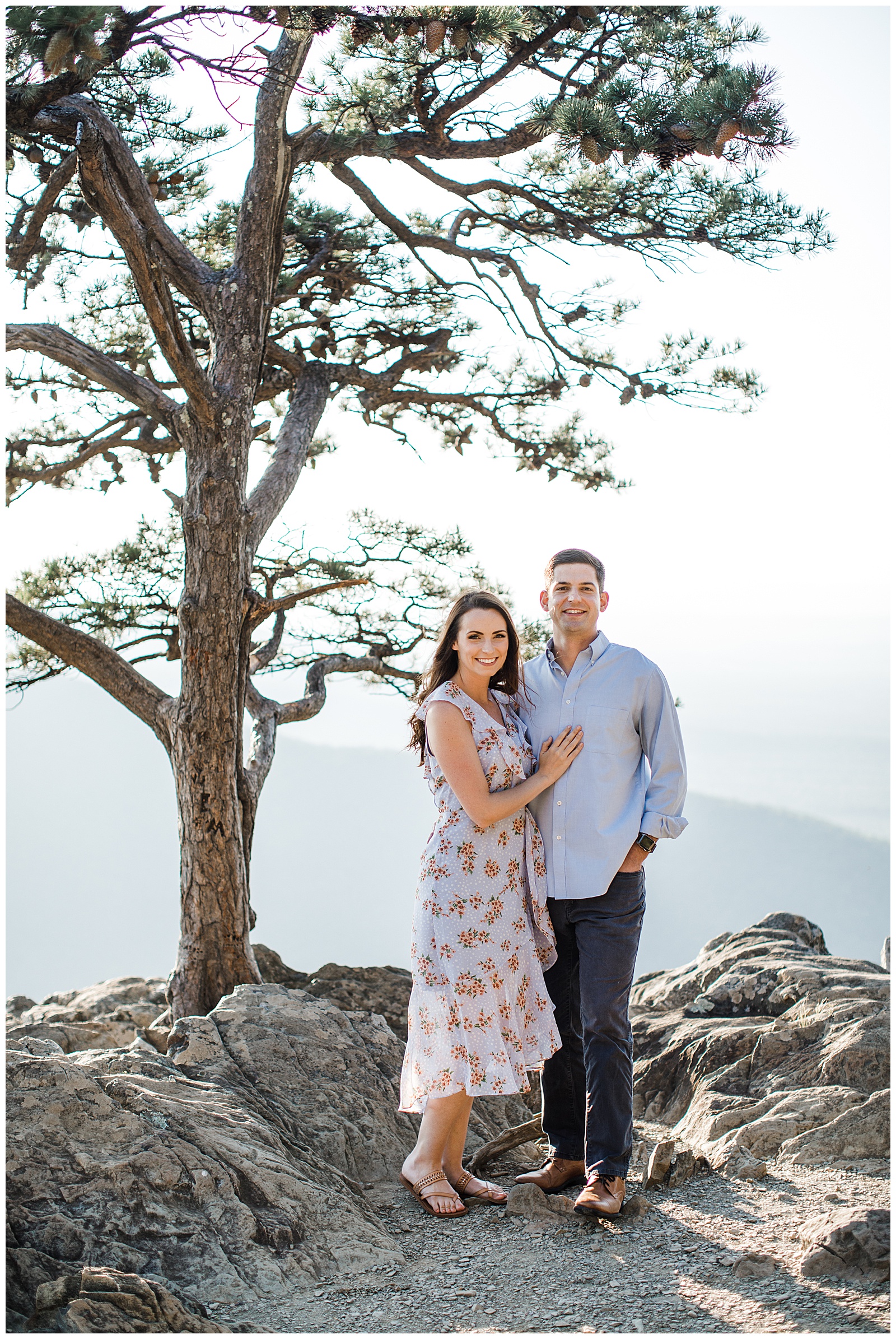 ravens-roost-overlook-blue-ridge-mountains-engagement-session_0001.jpg
