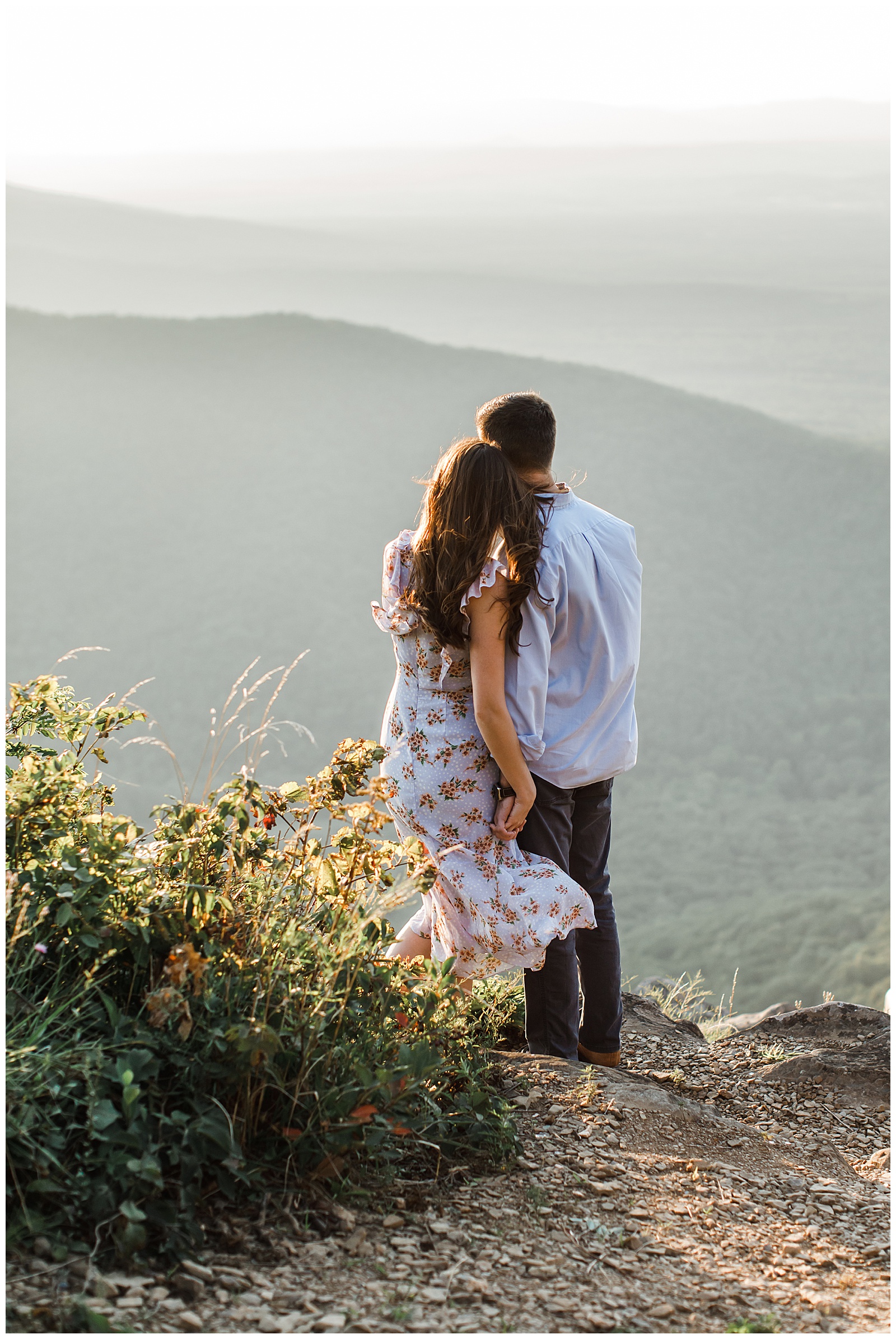 ravens-roost-overlook-blue-ridge-mountains-engagement-session_0043.jpg