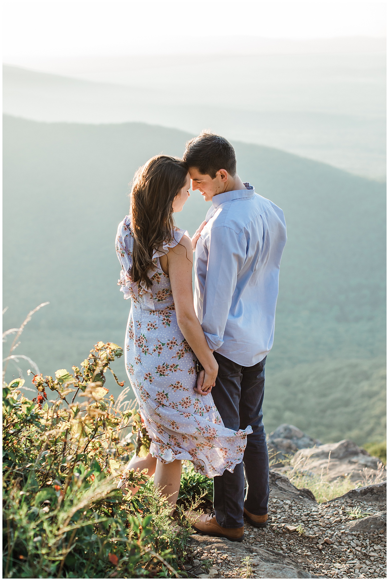 ravens-roost-overlook-blue-ridge-mountains-engagement-session_0045.jpg