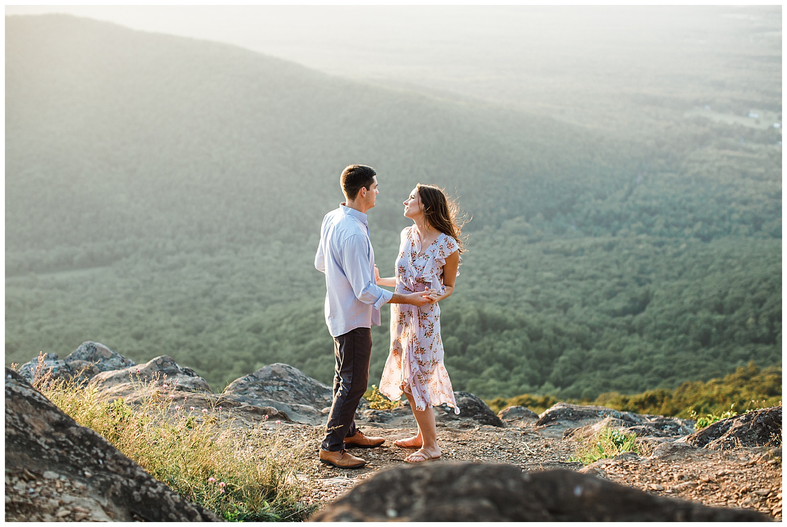 ravens-roost-overlook-blue-ridge-mountains-engagement-session_0071.jpg
