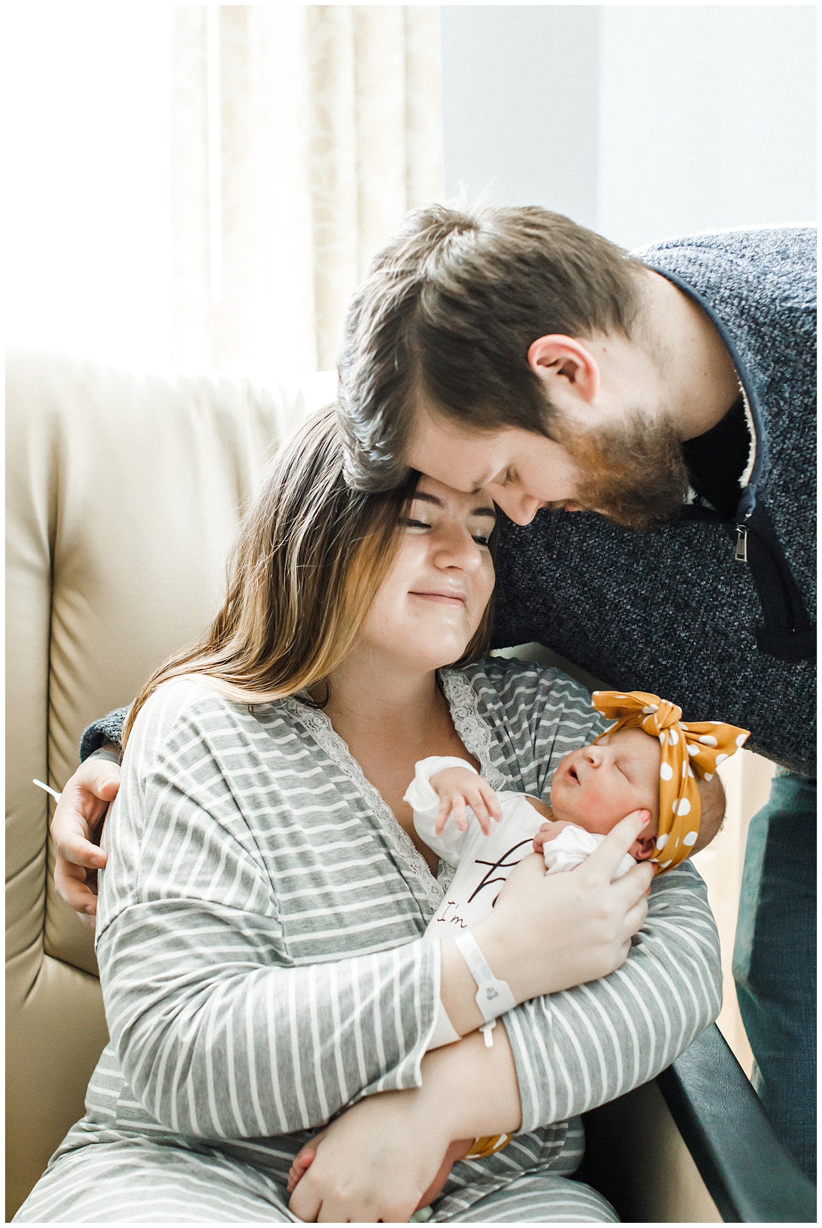 fresh-48-newborn-session-williamsburg-virginia-photographer_0008.jpg