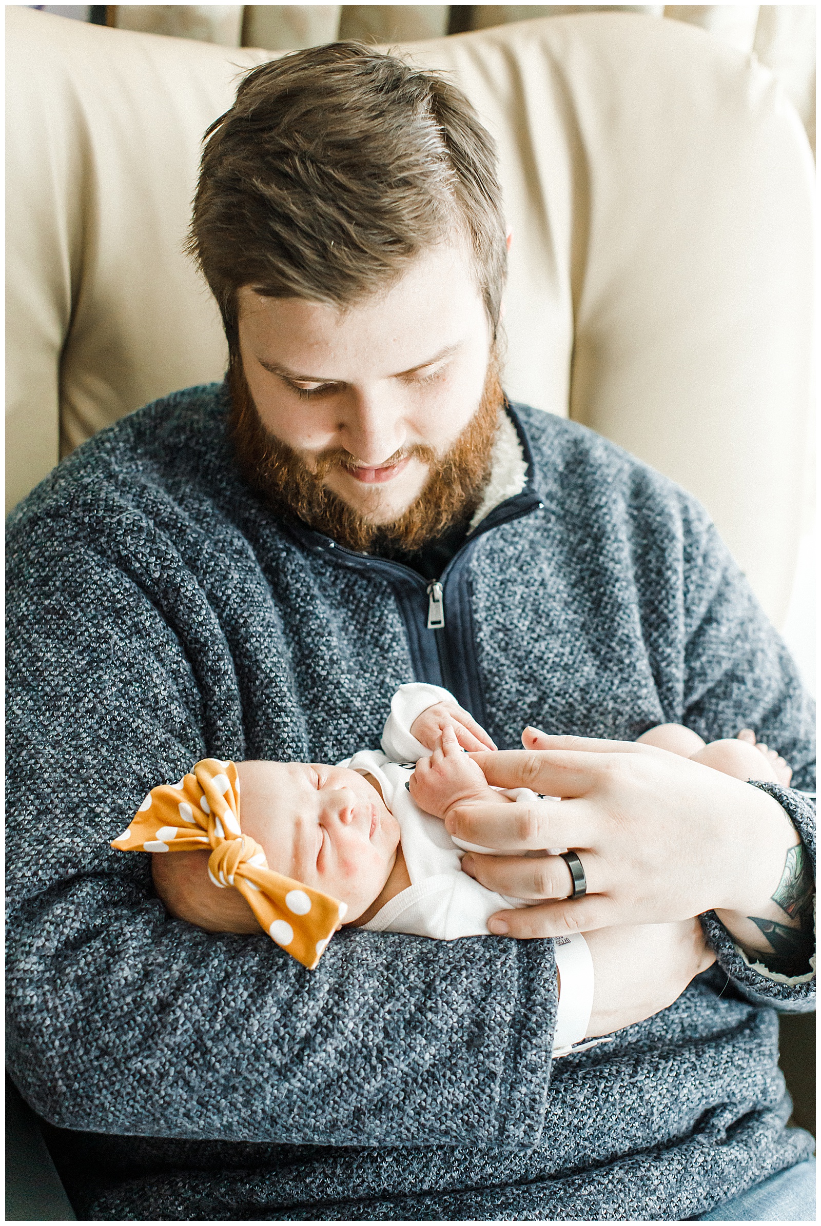 fresh-48-newborn-session-williamsburg-virginia-photographer_0016.jpg
