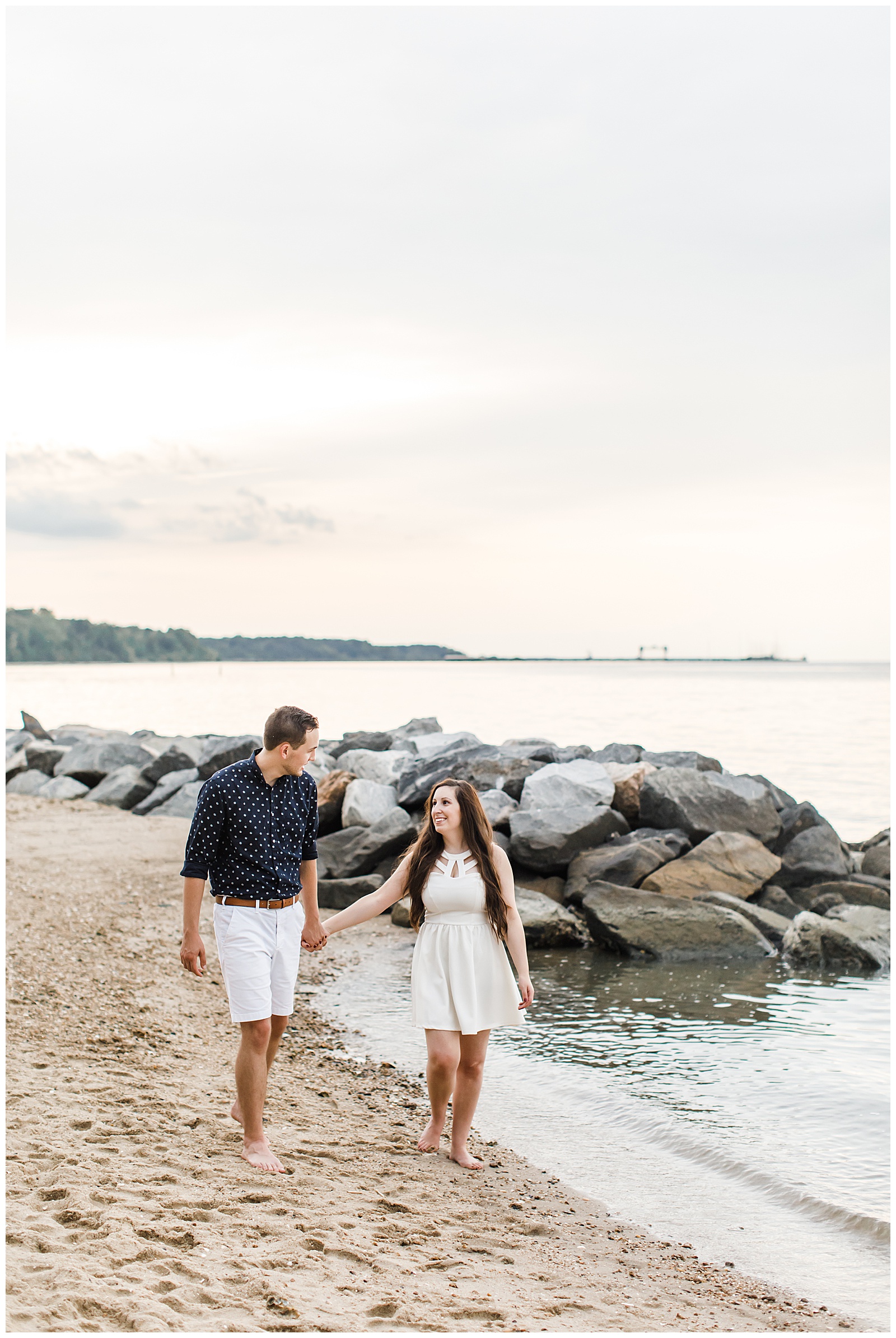 Yorktown-beach-engagement-session-virginia-wedding-photographer_0051.jpg