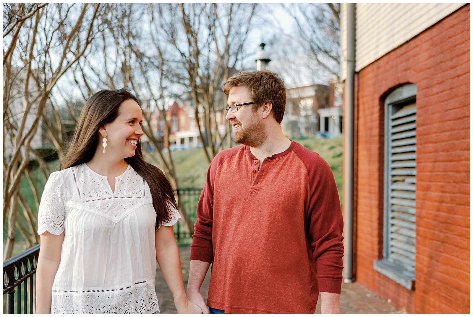 libby-hill-engagement-session-richmond_0024.jpg