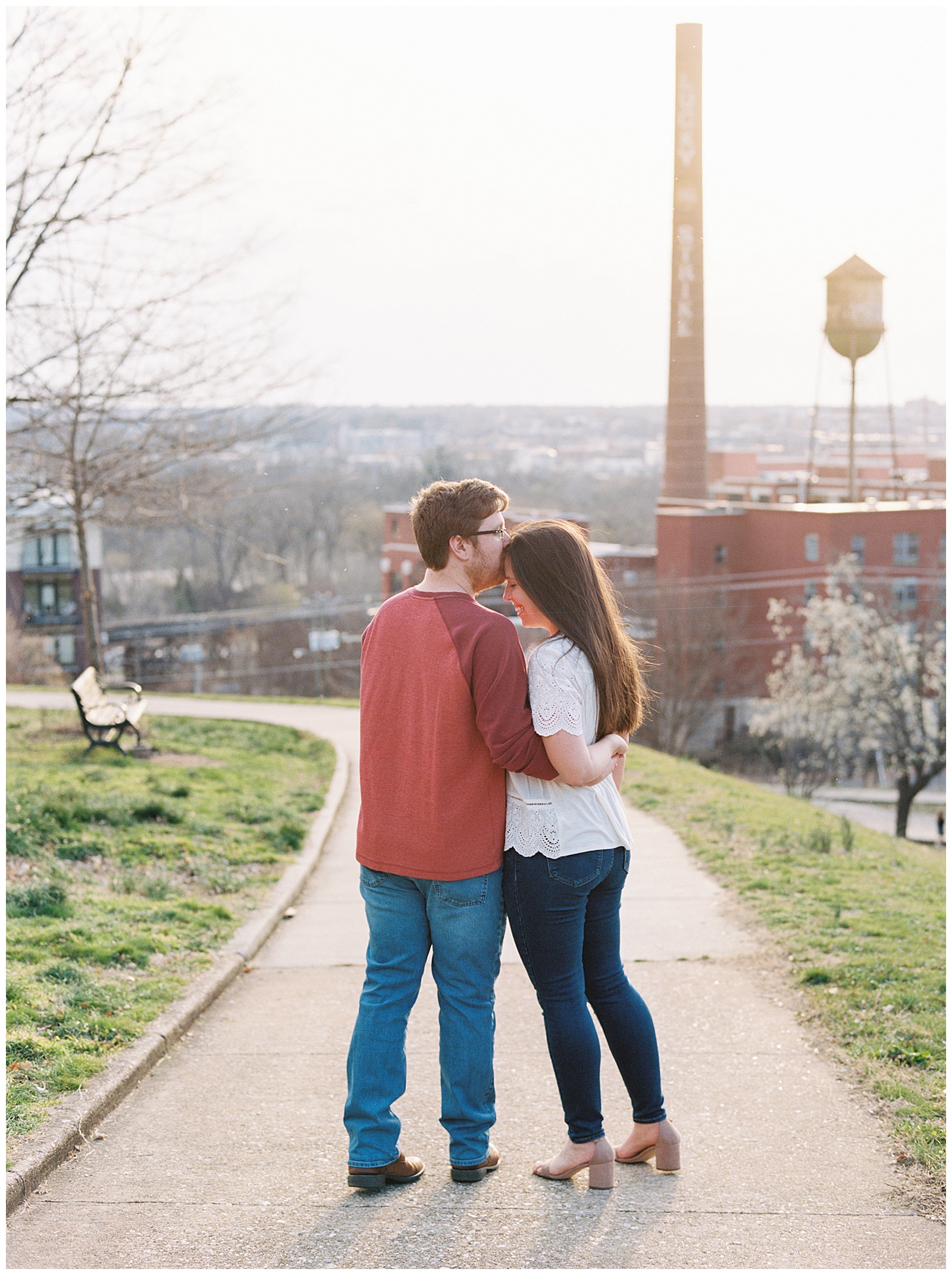 libby-hill-engagement-session-richmond_0052.jpg